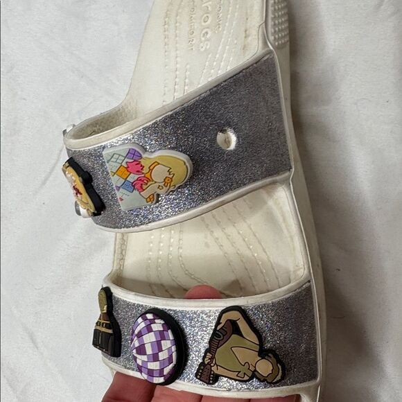 Crocs White/Silver Classic Sandals With Taylor Swift Jibits. Size 8. - Picture 7 of 9